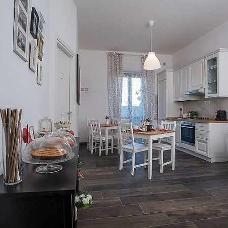 B&B Civico 41 Salerno Buitenkant foto