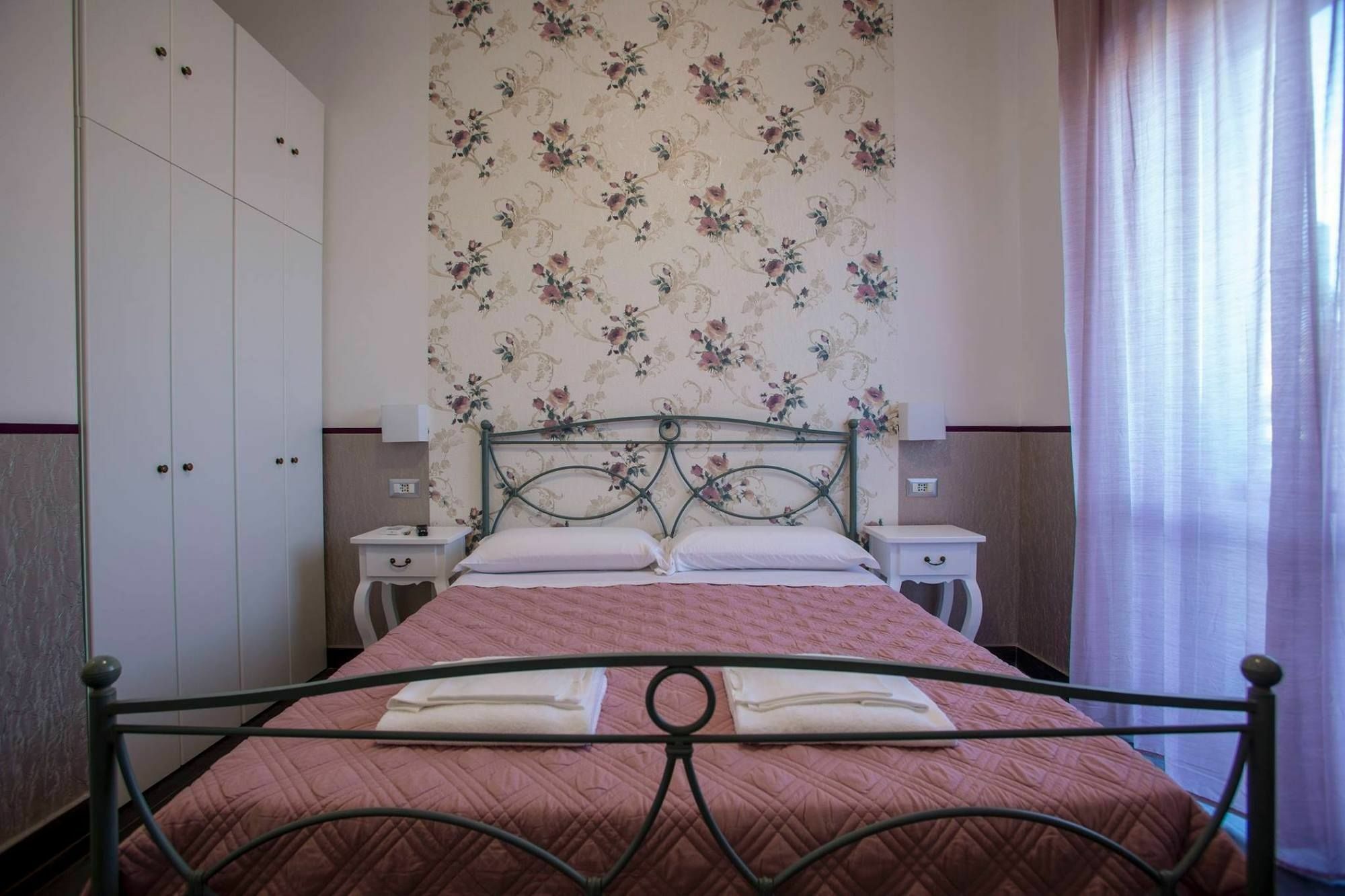 B&B Civico 41 Salerno Buitenkant foto